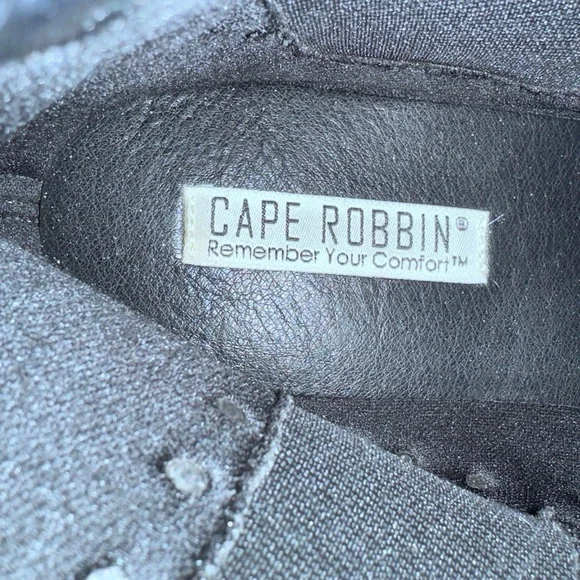 Cape Robbin Studded Spiked Chelsea Boots [S415] - Picture 9 of 12